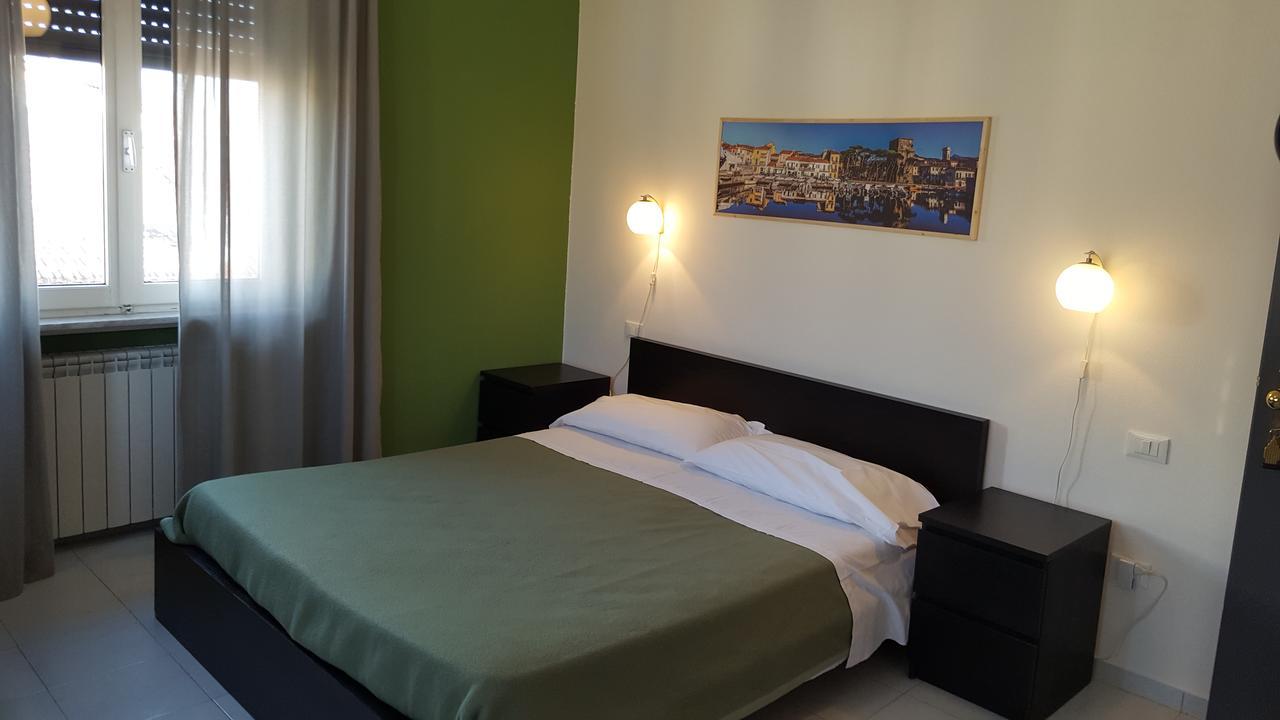 Hotel Sauro В'яреджо Екстер'єр фото